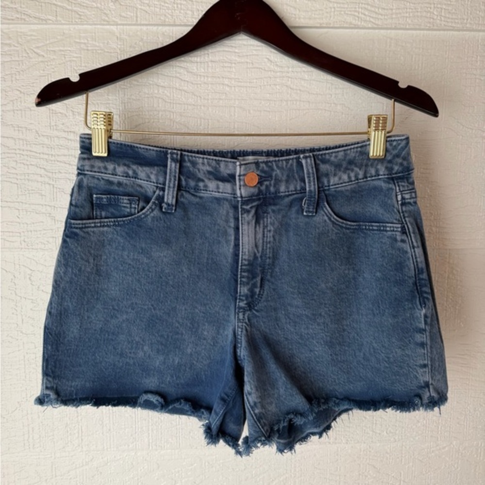 Universal Thread Vintage Midi Denim Shorts Size 2/26